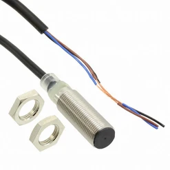 Ind. snímač M12, PNP/NO, Sn=4mm, kabel 2m PVC, vestavný, mosaz., 10-30 VDC, L=47mm, IP67