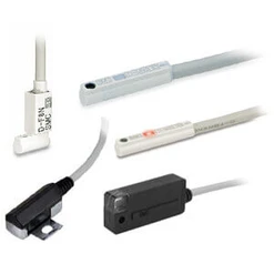 Jazýčkový snímač polohy do kruhové drážky, 2 vodic, 24VDC, 100VAC, kabel + kon. M8/3p, LED