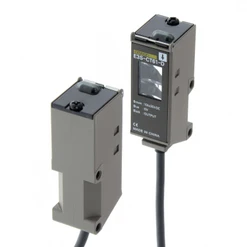 Opt. snímač přij./vysílač, vertikal., Sn=30m, kabel 5m, infrared LED, 10-30 VDC, IP67